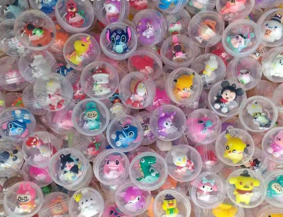 🎁 Капсули с играчки и стикери – различни размери (32мм / 45мм / 50мм / 65мм)